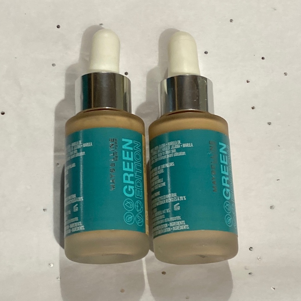 2 x Maybelline New York Green Edition Superdrop Tinted Oil Foundation Sheer 05